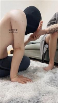 【调教视频】【小凤梨】跪舔纹身小妹的jio JS250222-33