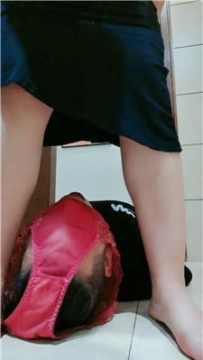 【调教视频】【晓安公主】内裤套头-高跟玉足狂舔 JS250803-49