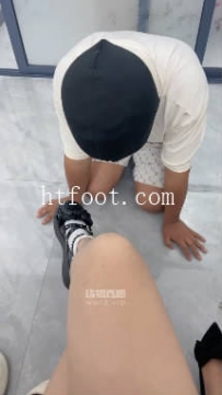 ZB10664 小柔-带姐妹群调贱狗36分钟