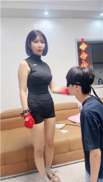 【调教视频】【慕容s】全程高能耳光输出 bf56580