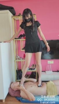 【素人S】新人点点首次高跟踩踏 YC-241031-3