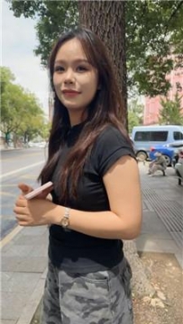 【调教视频】【素人挖掘机】路人小姐姐脏鞋白袜调 JS250531-6