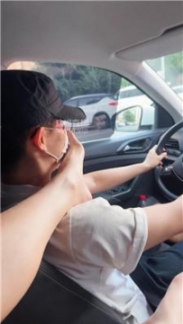 【调教视频】【佳佳】把司机诱导回酒店调 bf57357