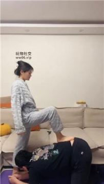 【调教视频】【埋汰】睡衣女神玉足蹂躏踩虐 JS241228-18