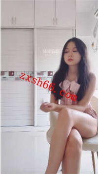 TLZB25998甜恬-小私奴来找虐裸足舔脚深喉35分