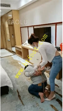 TL27402 多多】第一次当狗他很紧张40分钟