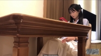 清纯小美女 棉袜肉丝桌下摩擦足交