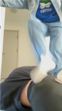 【调教视频】【美娜格格】运动后超臭原味白袜辱 JS250429-5