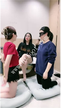 NNTL41904 小羊】调教双女奴45分钟