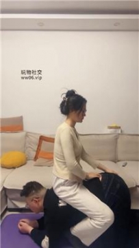 【调教视频】【埋汰】原味棉袜脚踩虐/骑马 JS241230-30