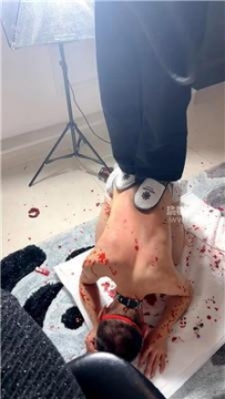 【调教视频】【悦悦】双S-强制滴蜡场 JS251227-40