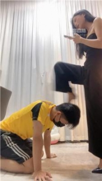 【调教视频】【万万】剧情-驯服外卖小哥做狗【双视角版】 bf56059