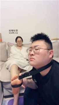 【调教视频】【埋汰】酸臭脚丫狂舔/骑马 JS250118-1