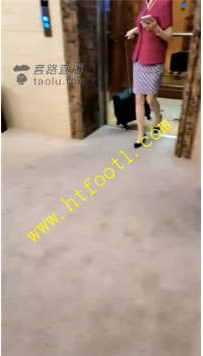 TL21590 梵高】尾随男跟踪空姐诱惑64分钟