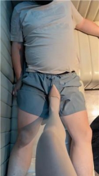 【调教视频】【职业摄影师】KTV开发陪酒小妹虐贱奴 JS250627-17