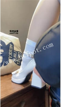 ZB3517 狗哥】大一甜妹34分钟