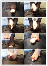 【绝美苏曼女神】12月黑丝裸足轻抚DD温柔吐奶