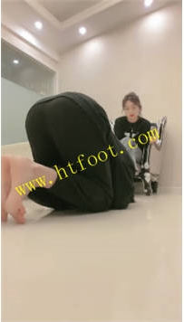 TL39810 萱萱子】爱姐姐的脚33分钟