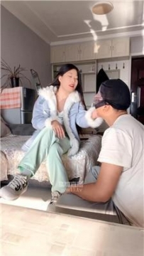 【调教视频】【极品道人】晨跑后白袜玩家奴 JS251220-2