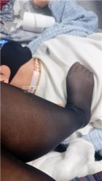 【调教视频】【猫爷】黑丝脚踩-涂鸦羞辱 JS251107-27