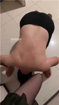 【调教视频】【莱恩】抽耳光-长靴黑丝玩虐 JS250720-2