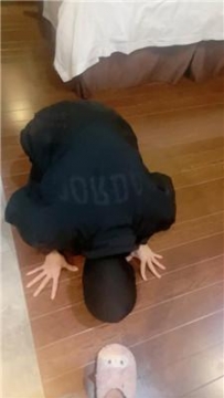 【调教视频】【小凤梨】纹身小主强迫男友做奴隶 JS250107-6
