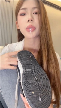 【第一视角】【UU】紧身牛仔船袜小白鞋    250919-2