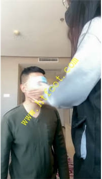 TL27233 罗宾】贱狗舔鞋底脚喂食65分钟