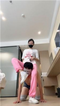 【调教视频】【多多】运动女神摆棉袜玩虐 JS250830-14