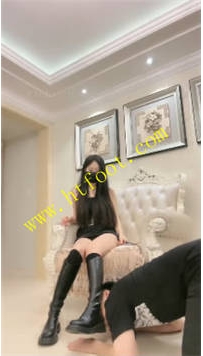 TL39613 桃幼幼】恋足提裆强制喝74分钟