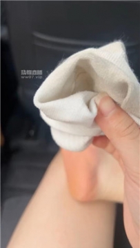 【第一视角】【小猫是S】车上偷偷漏    250619-31