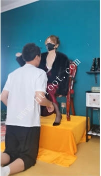 TL44050 魔鬼天使】播T耳光40分钟
