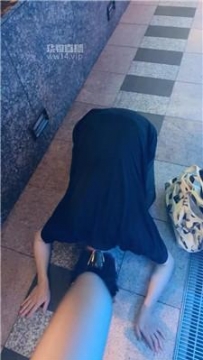 【调教视频】【玥樾】韩国高档酒店玩虐骚奴 bf57743