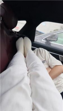 【调教视频】【狗哥】车内素人小妹SM首调 JS250419-15