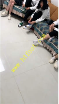 TL27636 精神小妹群踩羞辱强制圣水49分钟