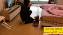 1214『荷音』肉丝凉高踩踏偷舔鞋脚的毯子
