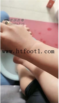 TL19738 汤六针S女奴给麻麻23分钟