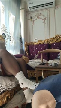 【调教视频】【草莓大大】超臭原味白袜+黑丝脚捂脸踩 JS250125-7