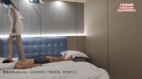 【二月s】的肉丝狠踩，裸足踩踏。肉丝爱好者的福利！ YC-230516-9