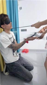 【调教视频】【汐汐】双S学生主虐纹身大哥 JS250704-45