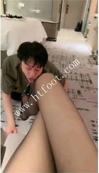 TL46212 微甜】研究生的反差54分钟