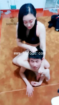TL11936 小狐狸Queen 腿绞 近身肉搏