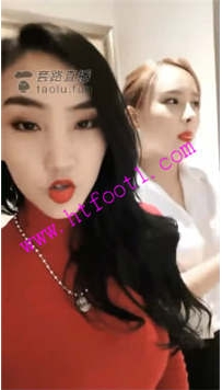 TL20145 萱萱女蒂S收了一只圈养苟36分钟
