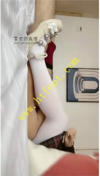 TL26412 奈奈】贱货求主人虐腿绞32分钟