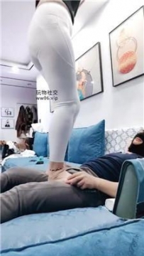 【调教视频】【李老师】玉足全体重踩踏/恋足舔 JS241221-6