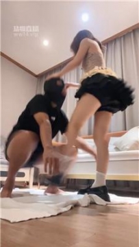 【调教视频】【知恩】白袜小主踢踹踩虐 bf57343