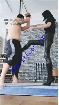 TL22472 小拽主人】皮裤提档群调33分钟