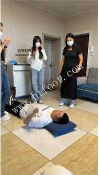 TL49081 精神小妹】群体羞辱35分钟