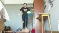 17572【画师女主】肮脏帆布鞋剁踩全身！
