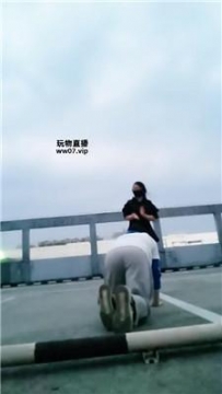 【调教视频】【木木】阳台-白袜遛狗公开调 JS250328-15